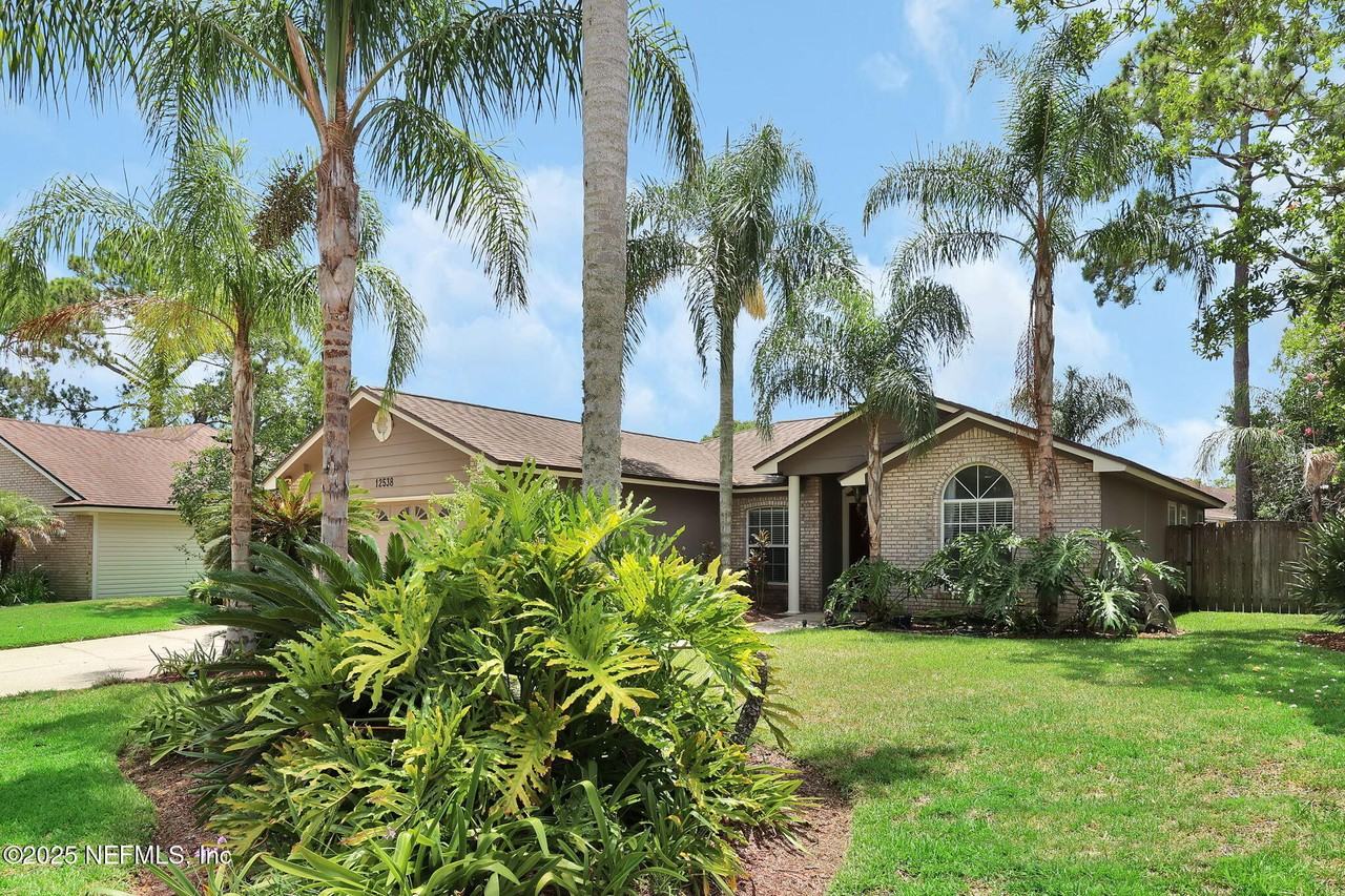 12538 Richards Rook Ln - Photo 4 of 33