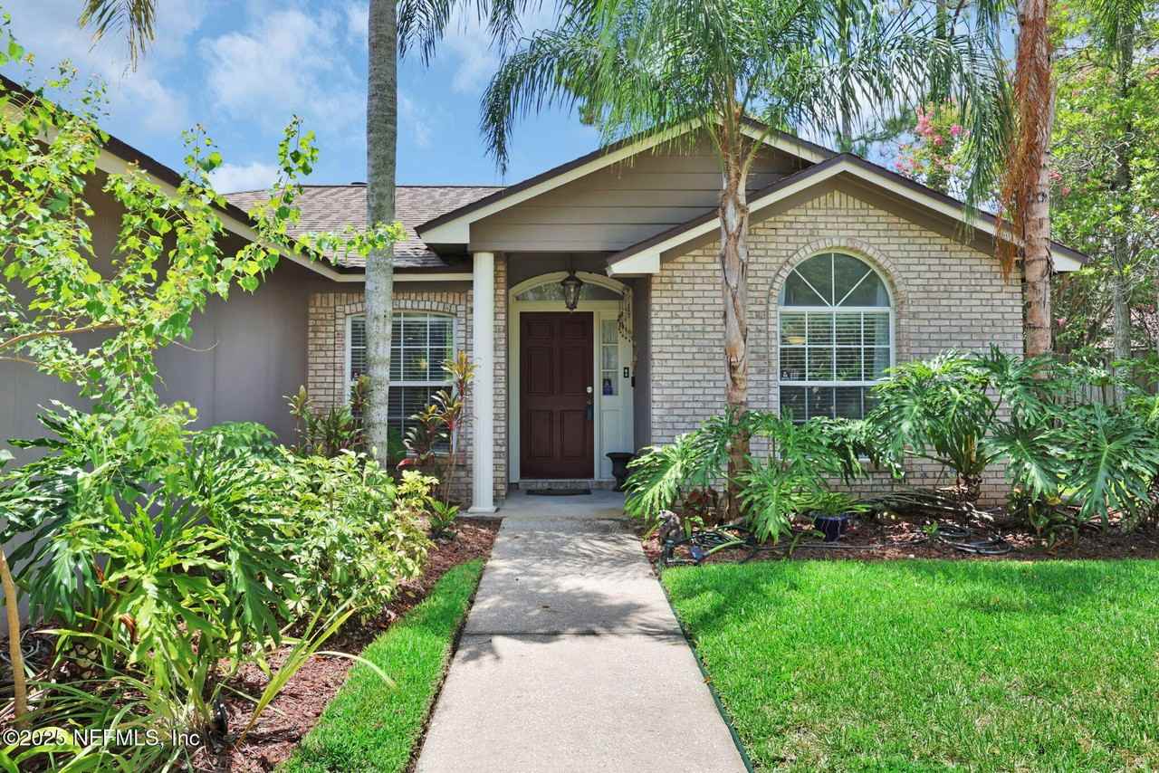 12538 Richards Rook Ln - Photo 5 of 33