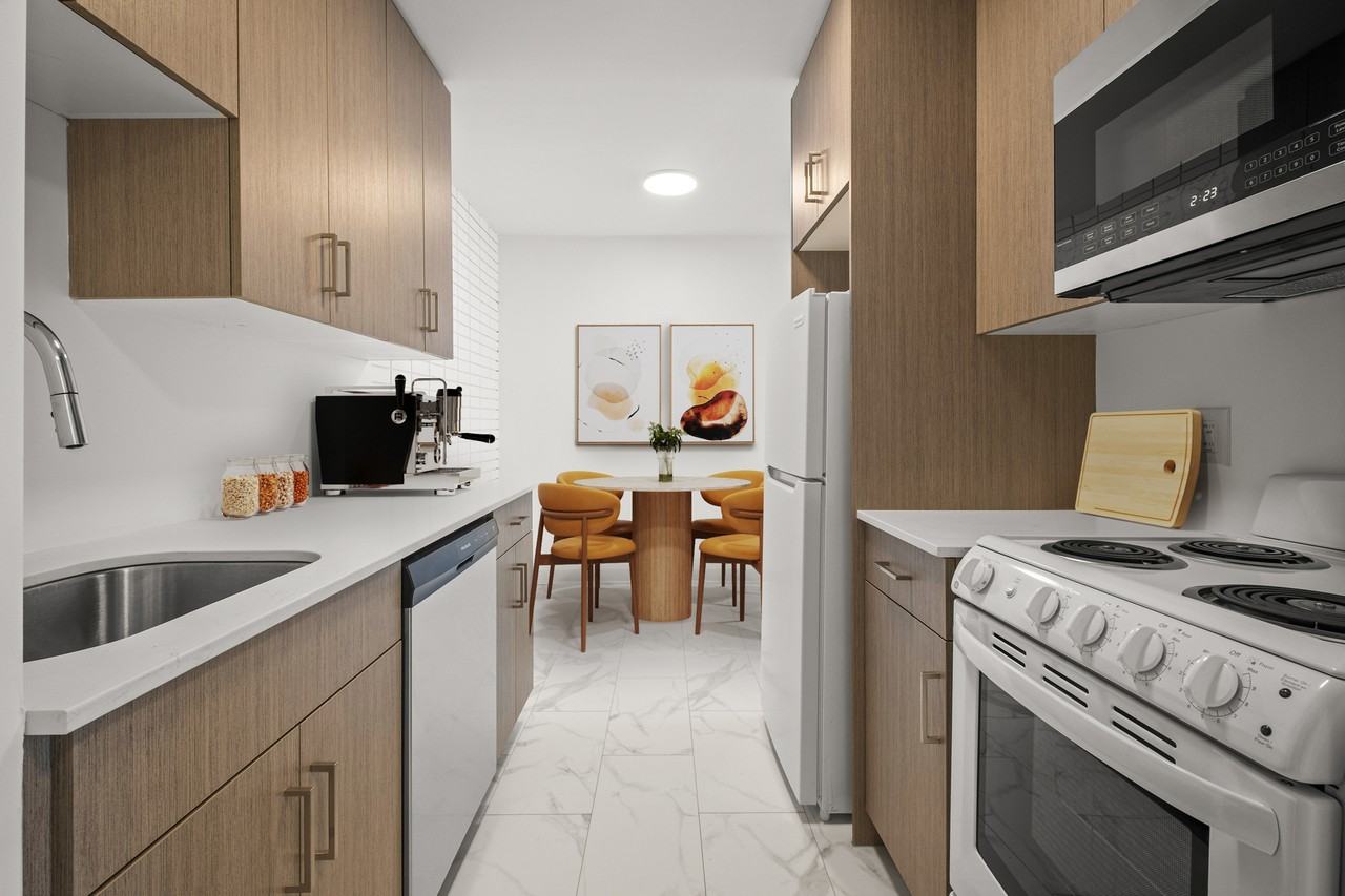 800 Beverley Street - Photo 2 of 8