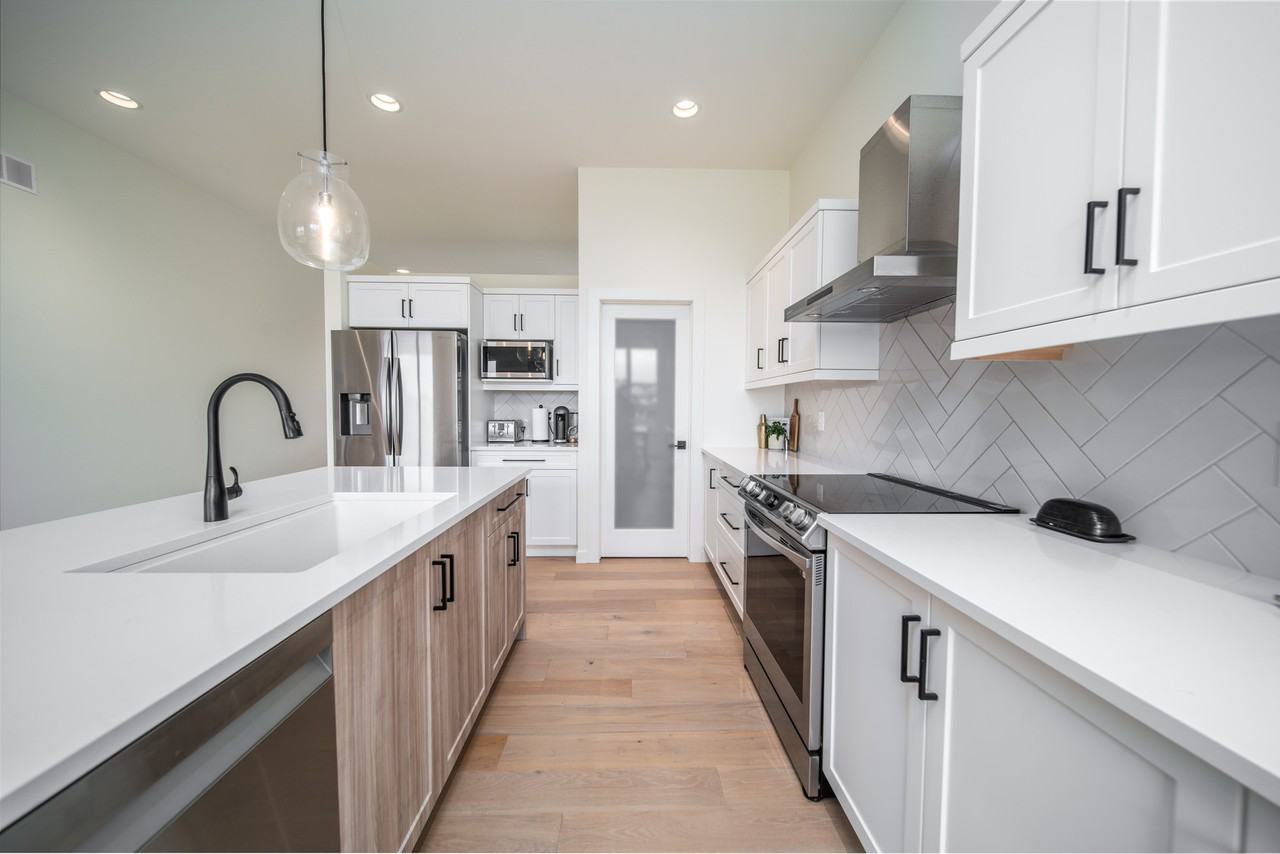 63 Creemans Crescent - Photo 3 of 25