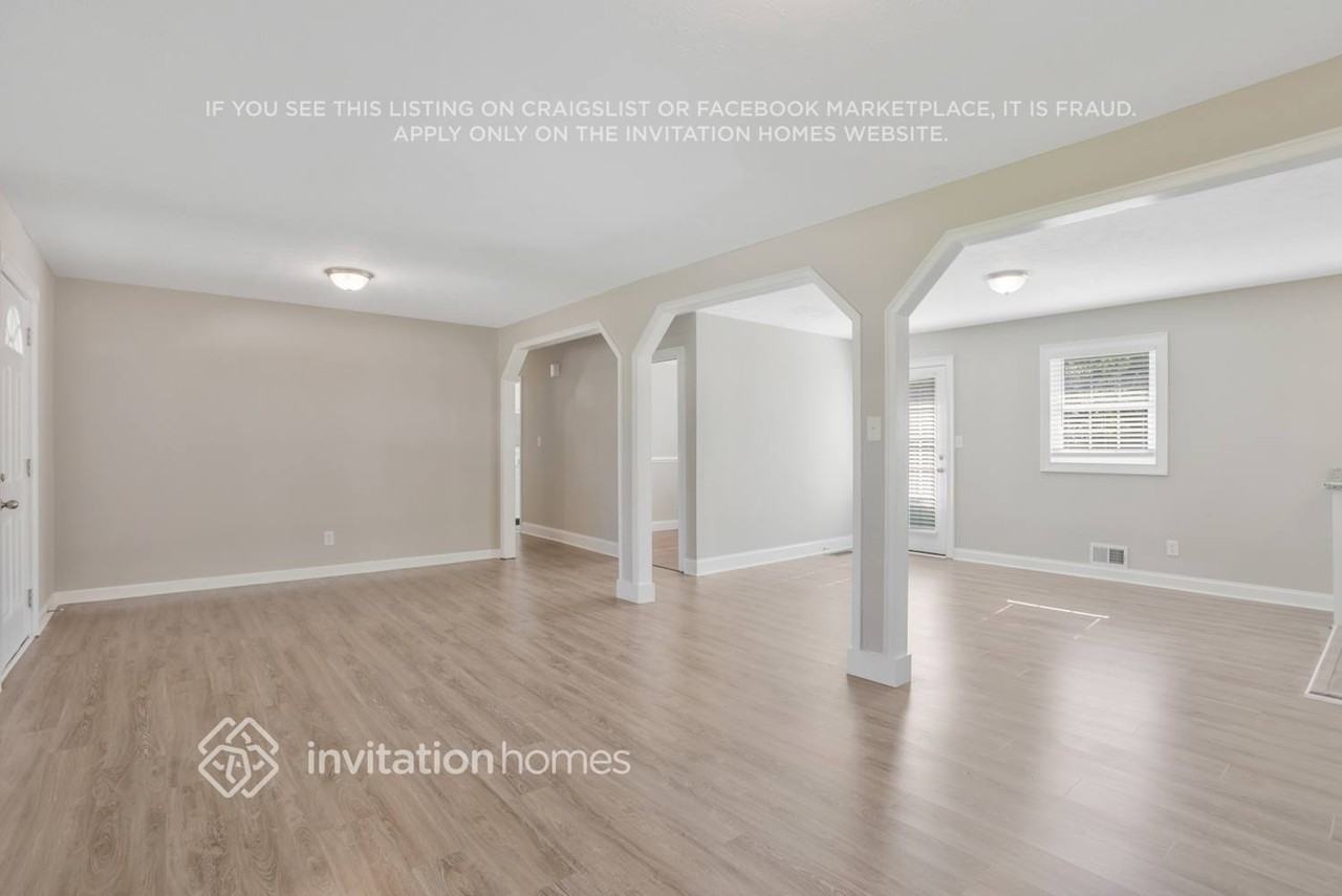 3899 Summit Dr - Photo 4 of 18