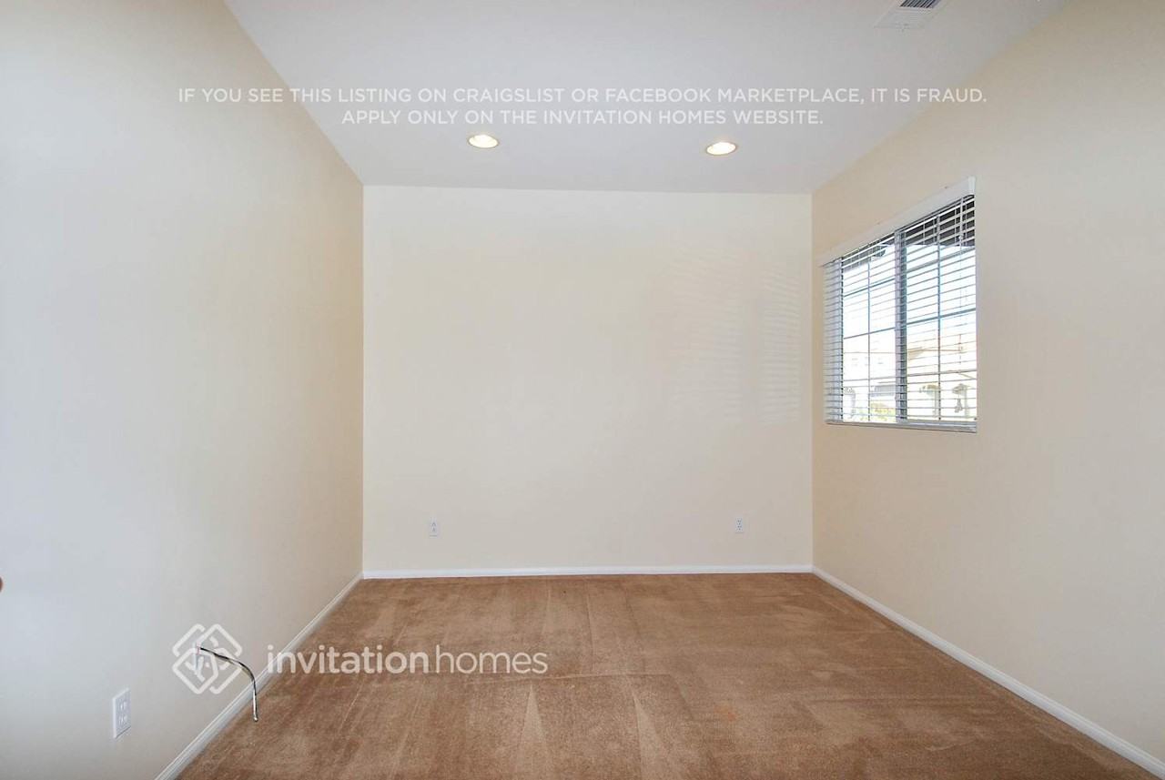 27191 Golden Field Ct - Photo 2 of 19