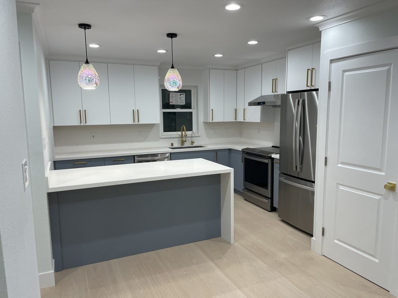 1281 Las Palmas Drive - Photo 5 of 18