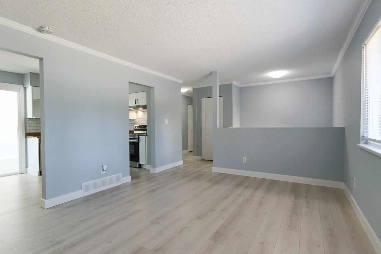 2280 152A Street - Photo 2 of 33