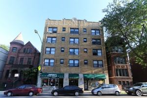 featured image of 711 W Belmont Ave #407