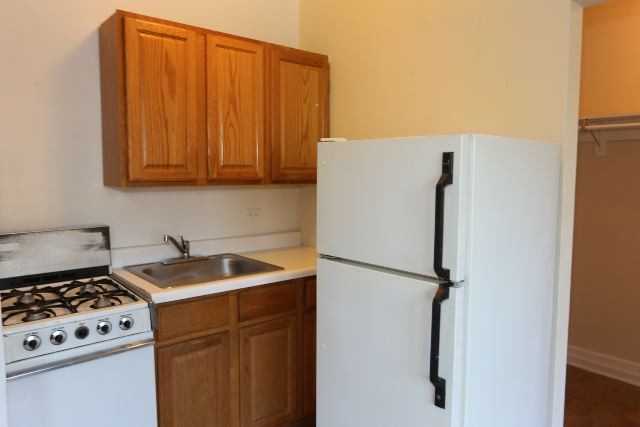 711 W Belmont Ave #407 - Photo 2 of 13