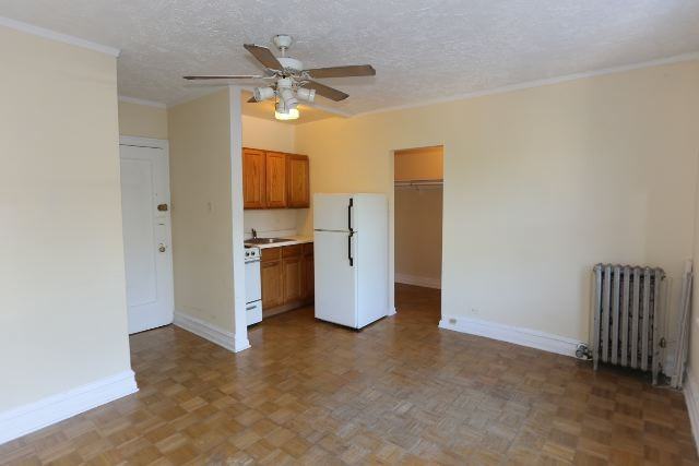 711 W Belmont Ave #407 - Photo 6 of 13