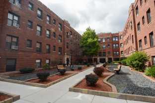 2910 N Mildred Ave #2Y - Photo 1 of 1