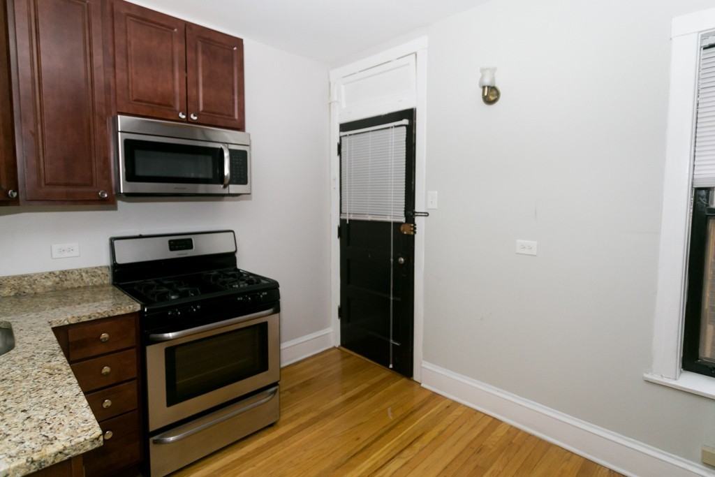 2102 W Ainslie St #2E - Photo 5 of 16