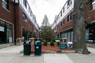 896 N Green St #A09 - Photo 1 of 1