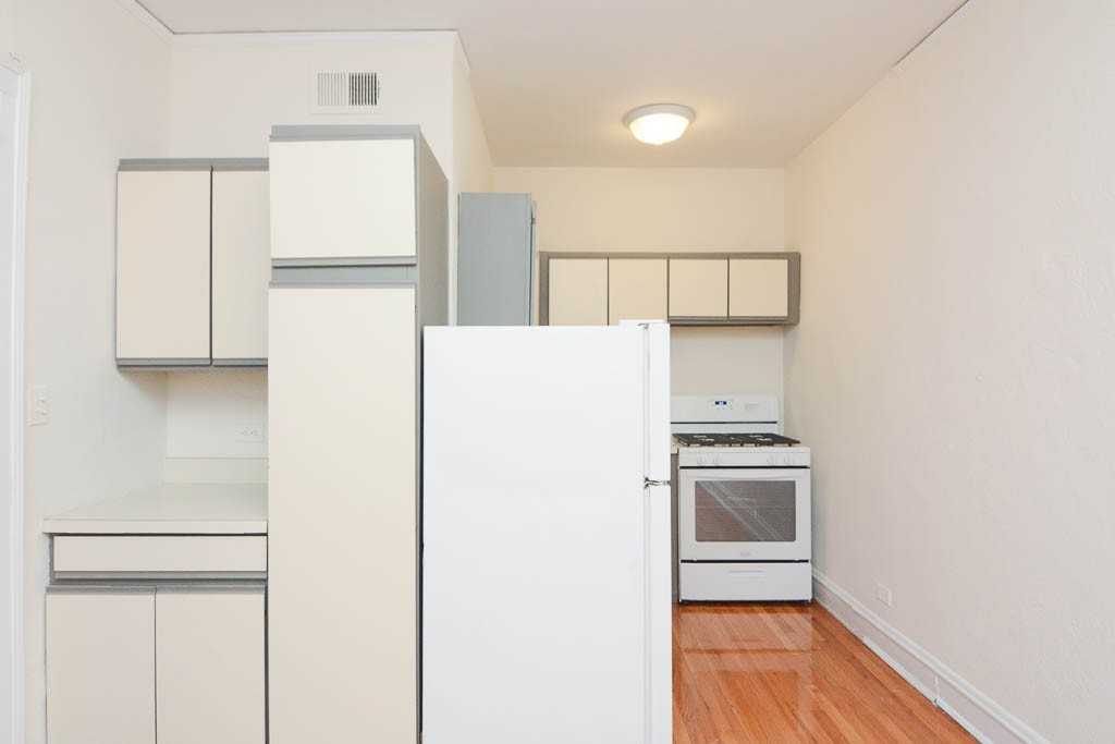 343 Park Ave #01 - Photo 3 of 21