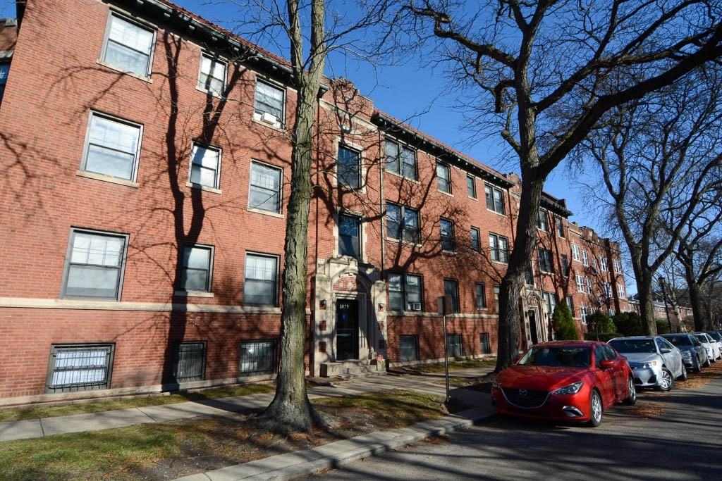 1033 Dempster St #1W