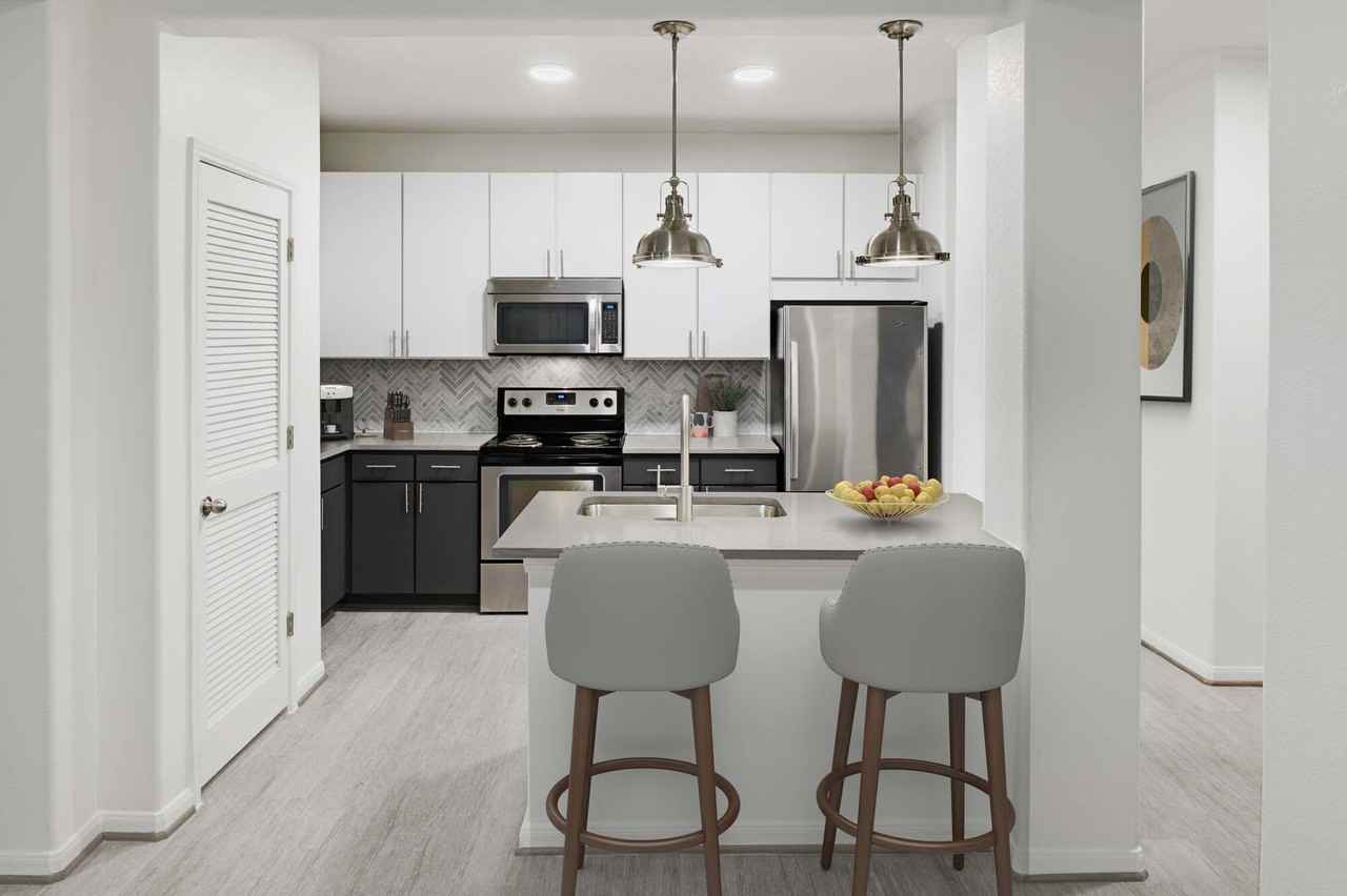 Camden Heights - Photo 6 of 31