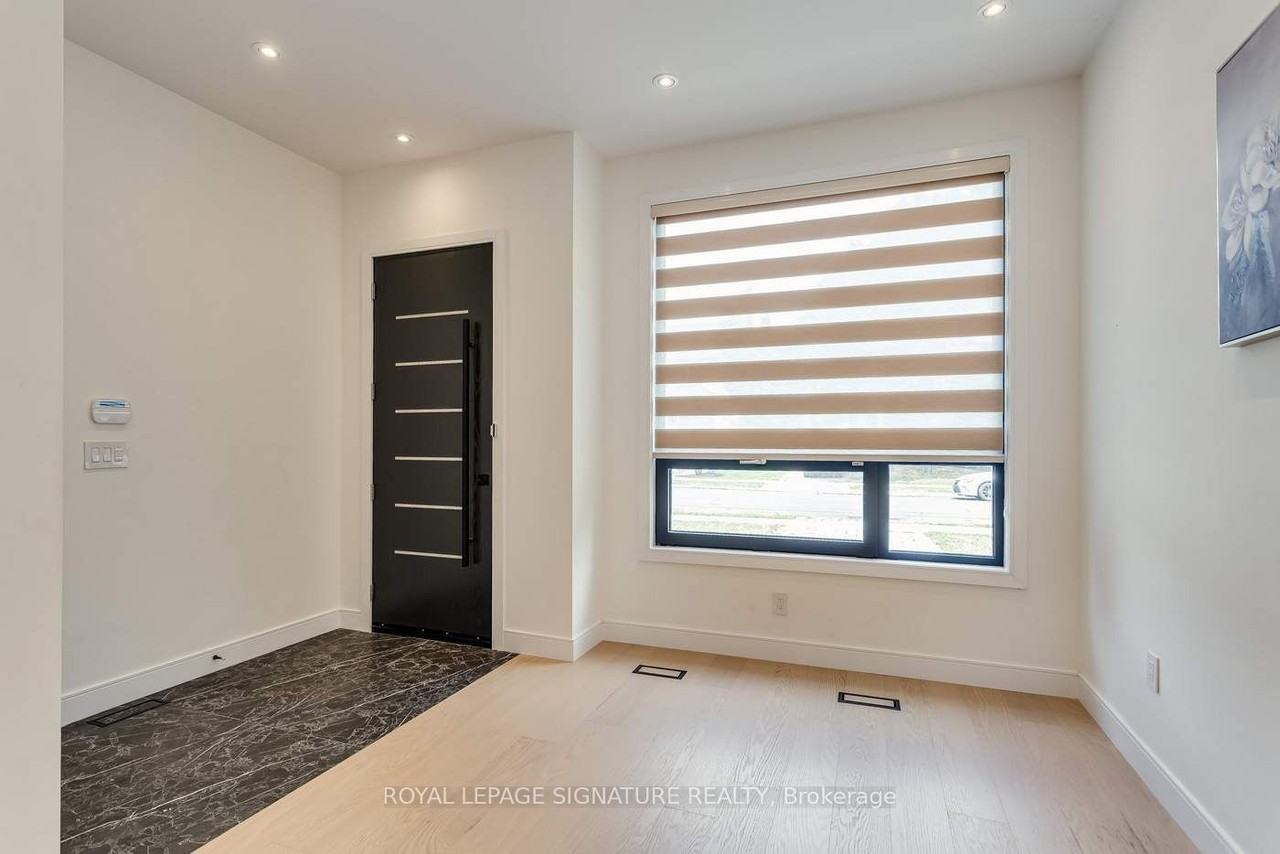 511 Woburn Avenue - Photo 3 of 30