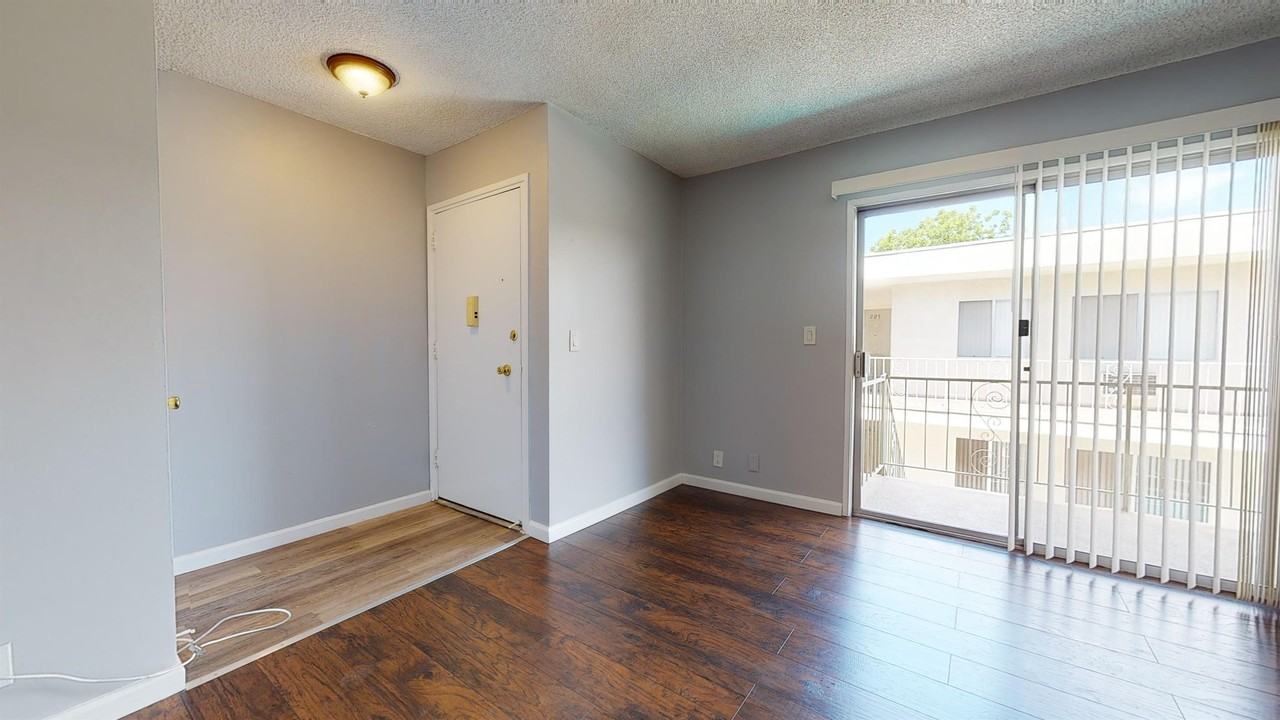 235 South Rampart Boulevard - Photo 3 of 33