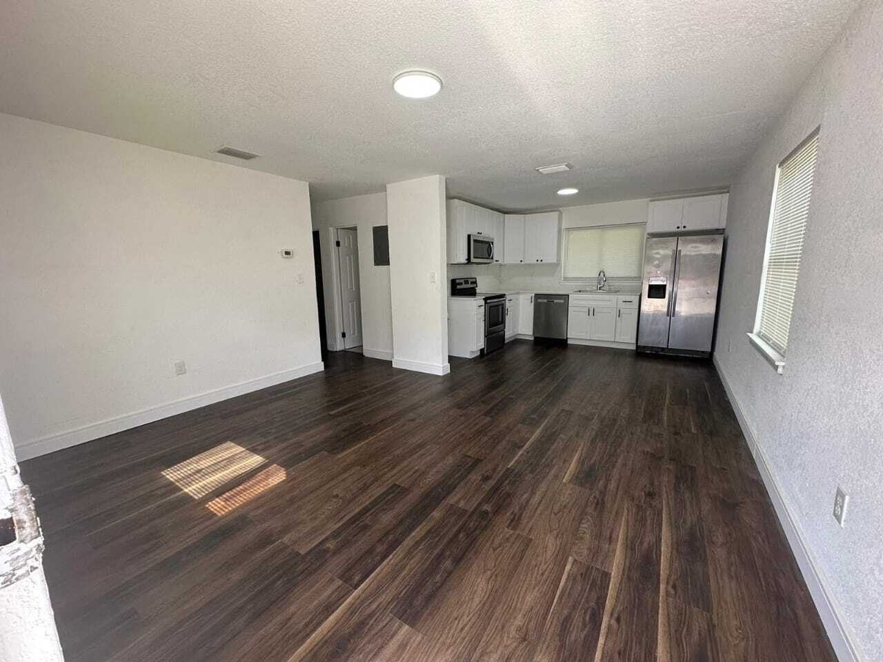 Mara Court - Photo 4 of 17