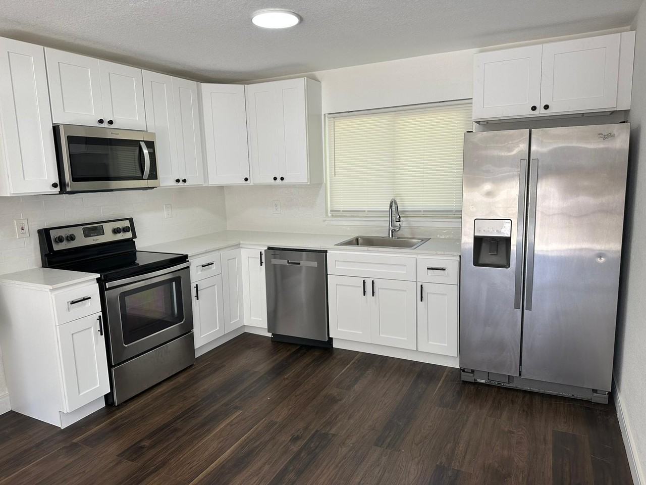 Mara Court - Photo 5 of 17