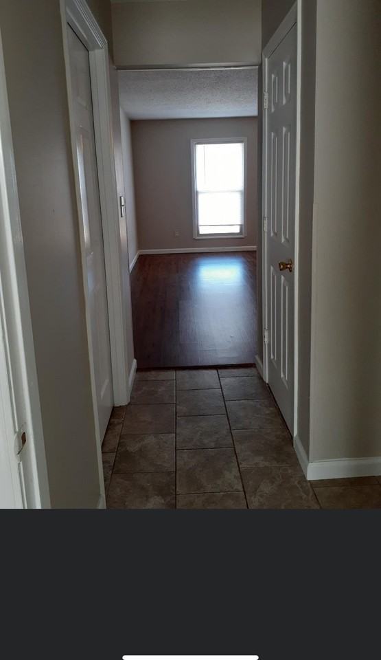 2100 Tamarack Road, Owensboro, Kentucky Building A - Photo 2 of 8