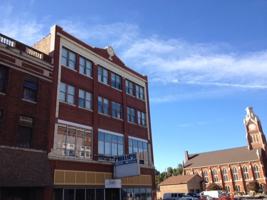 featured image of 1320 5th Ave