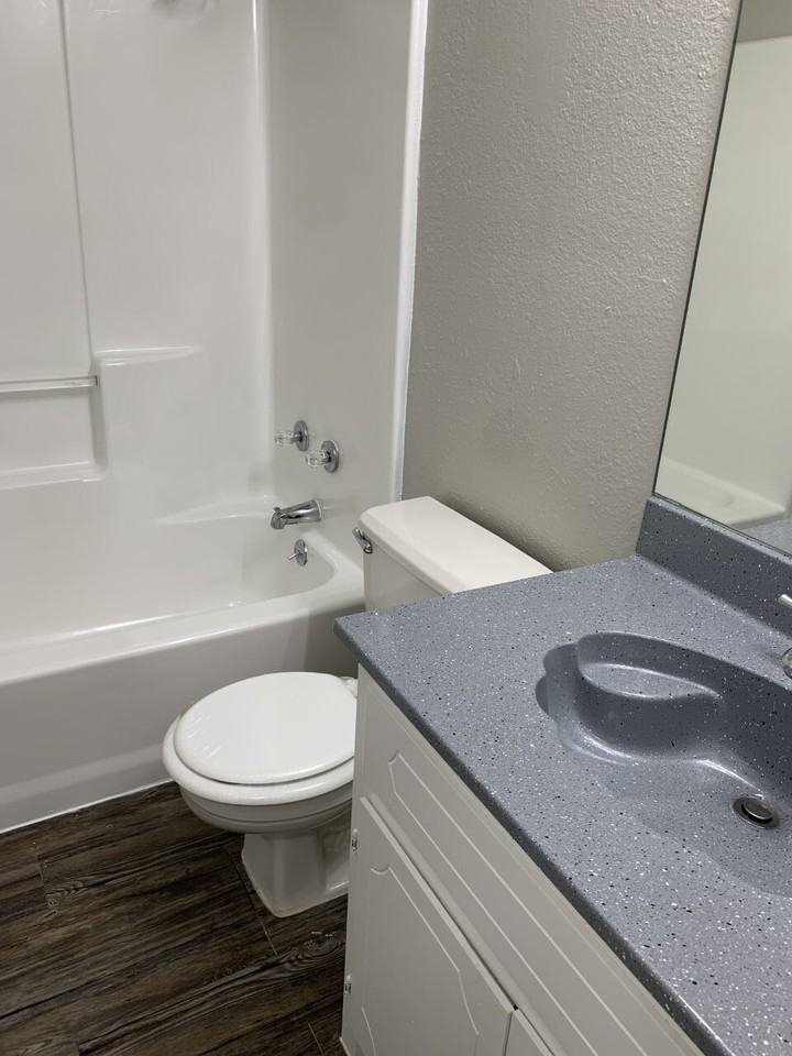 Sugar North Apartments - Photo 6 of 15