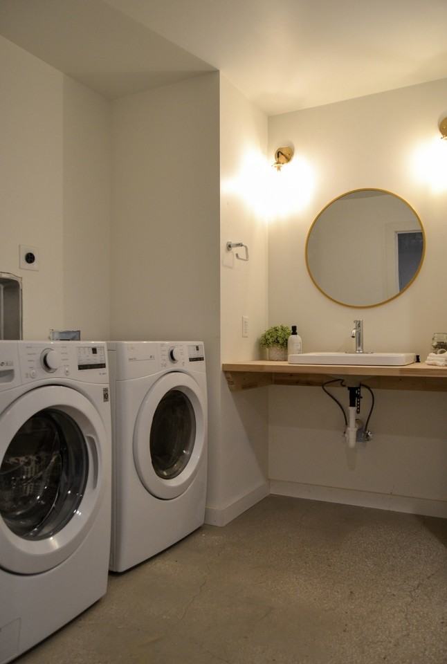 1119 North Summit Street (Wonder Bread) - Photo 7 of 31