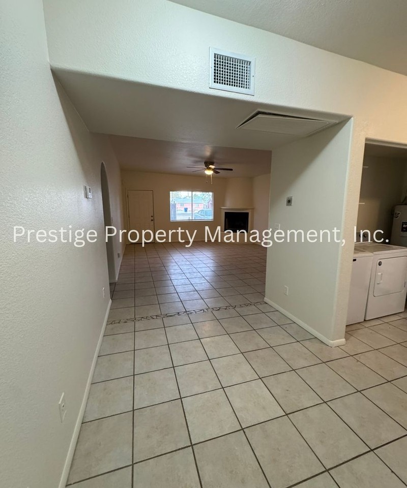 2727 N Dodge Blvd - Photo 6 of 22