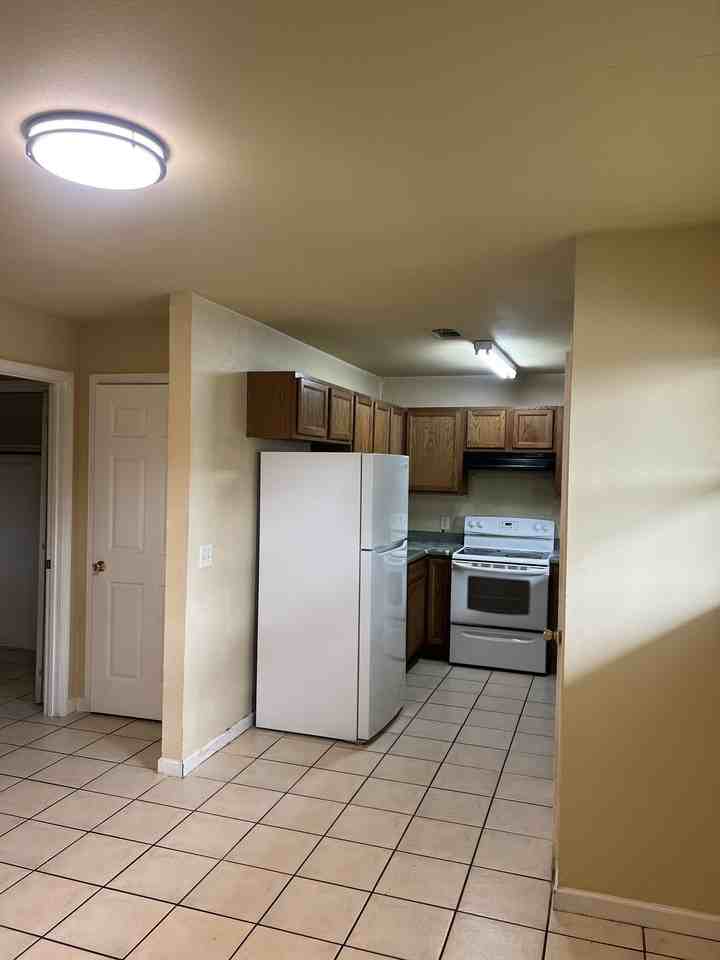 2401 W Main St - Photo 2 of 7