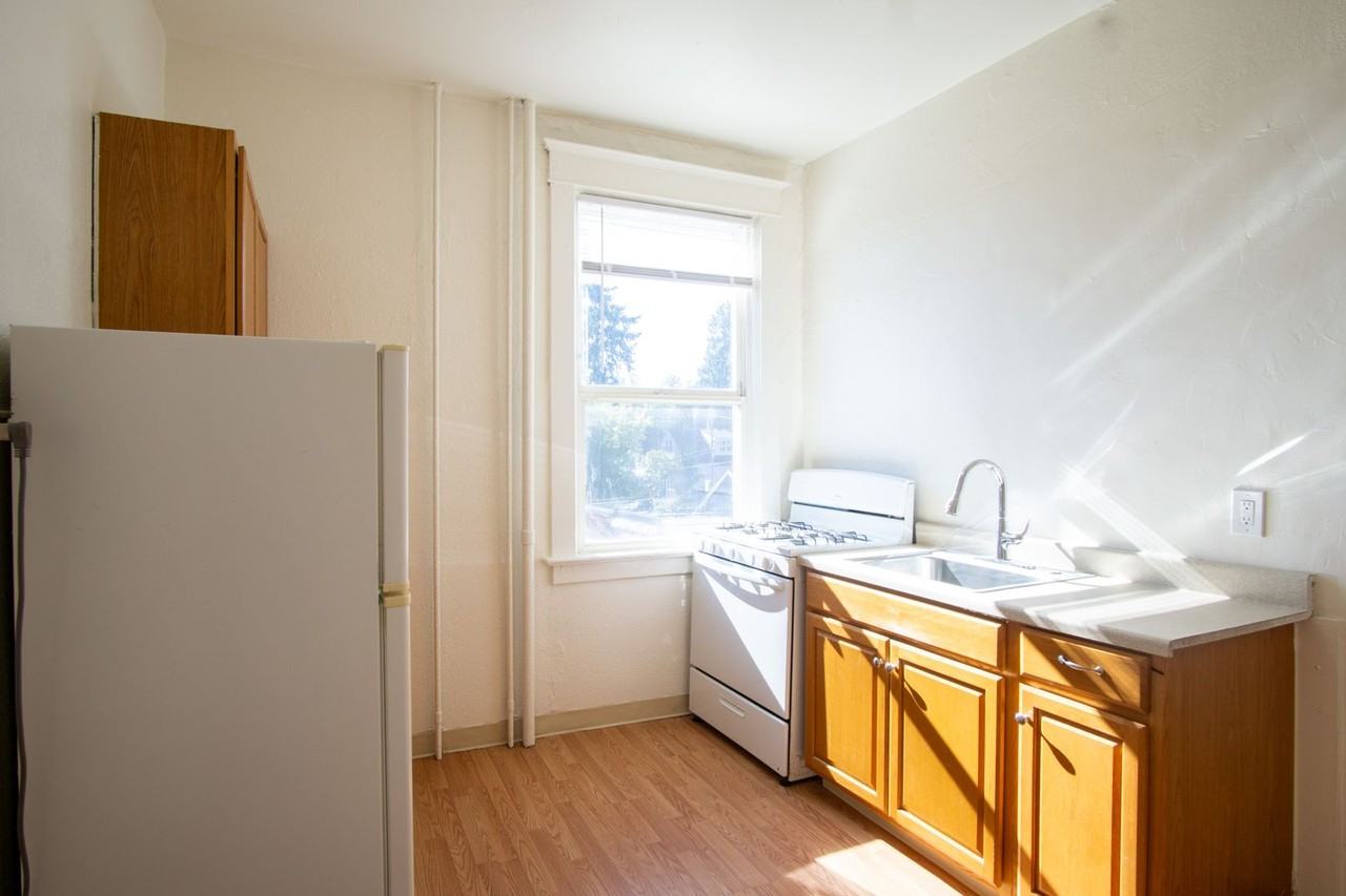 2044 N Kilpatrick St #311 - Photo 6 of 15