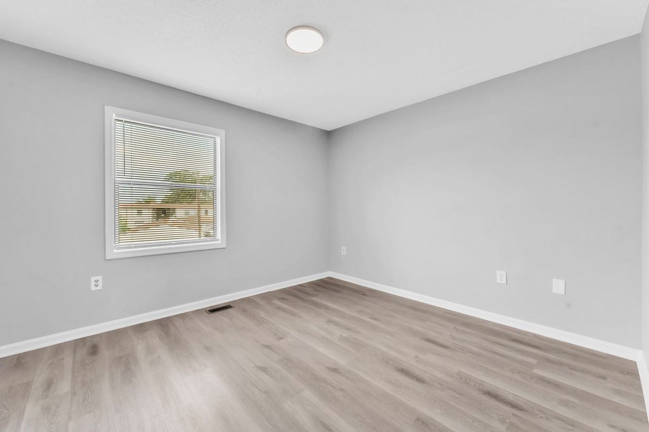 Liberty Square - Photo 5 of 50