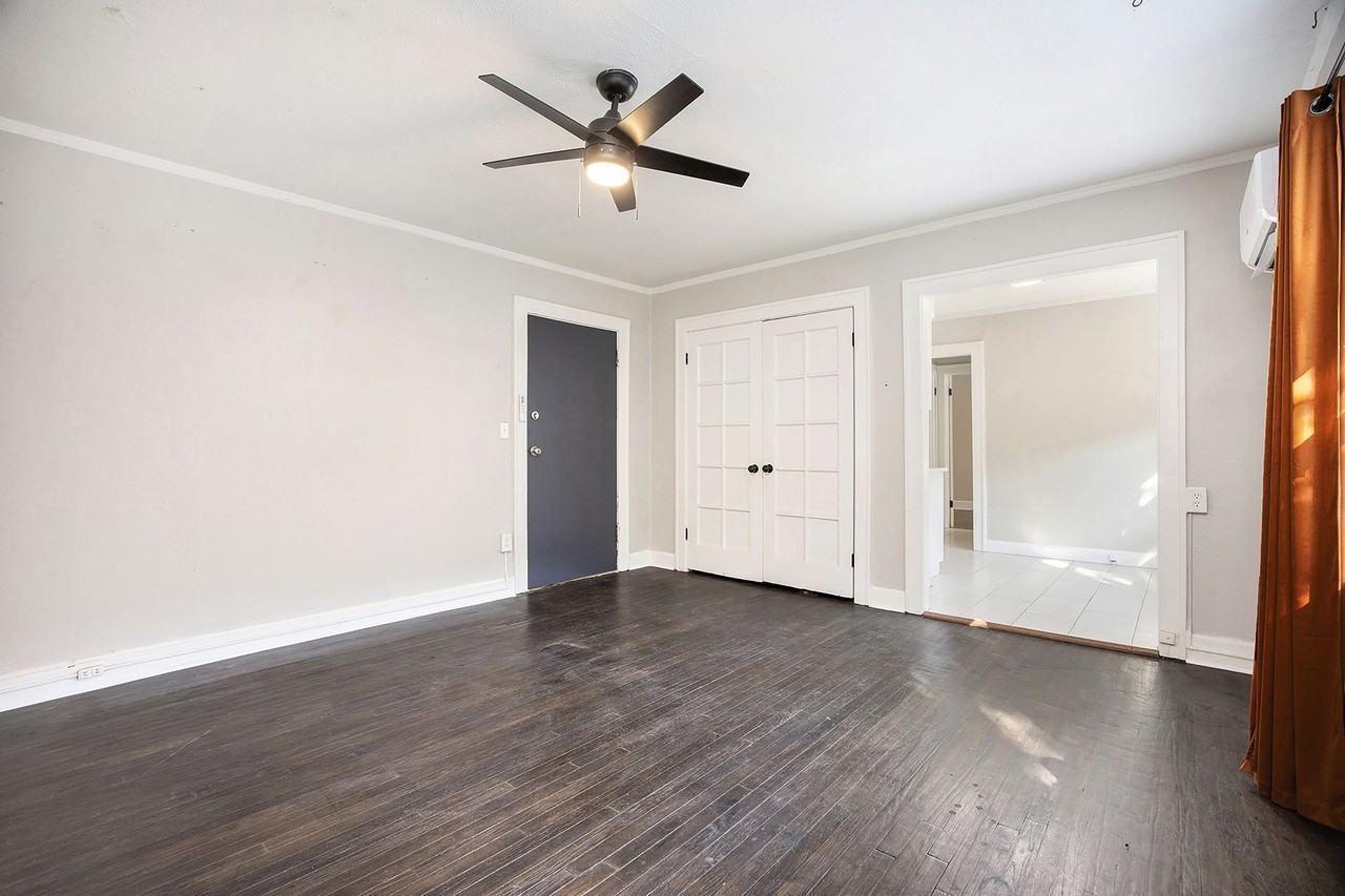 2733 Campbell St - Photo 6 of 13