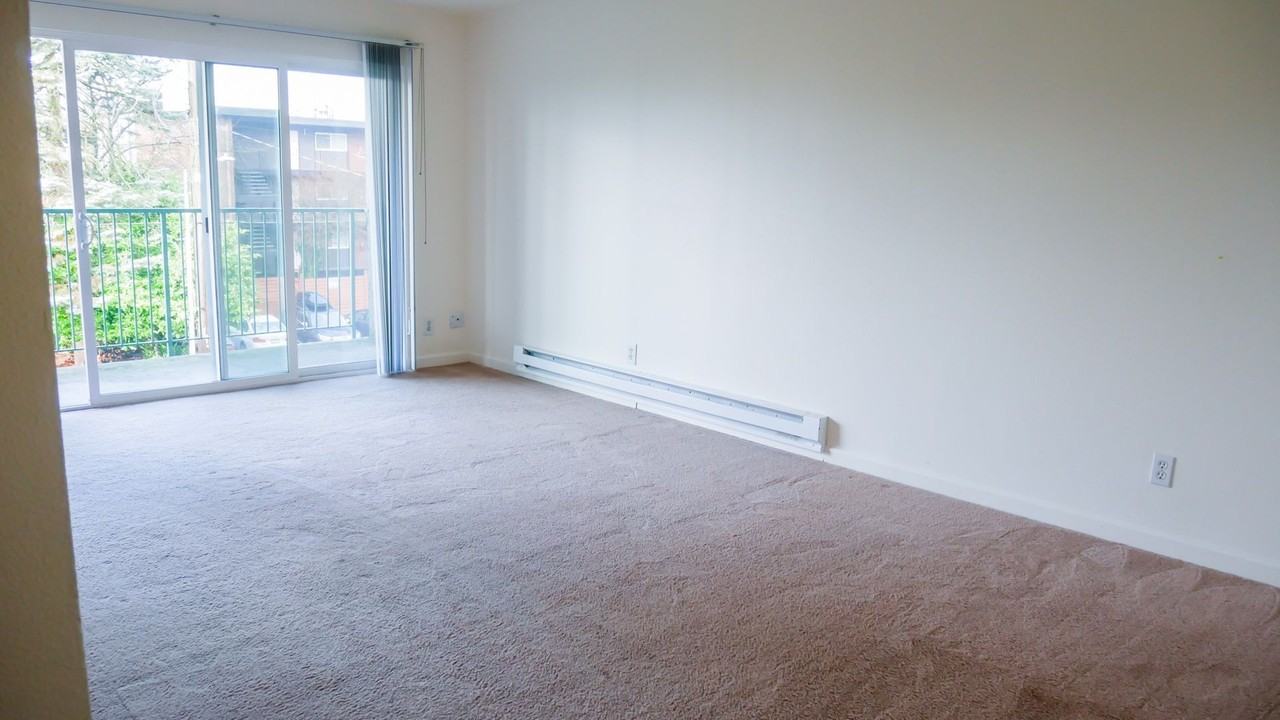 Kiosta Apartments | 16 - Photo 3 of 22