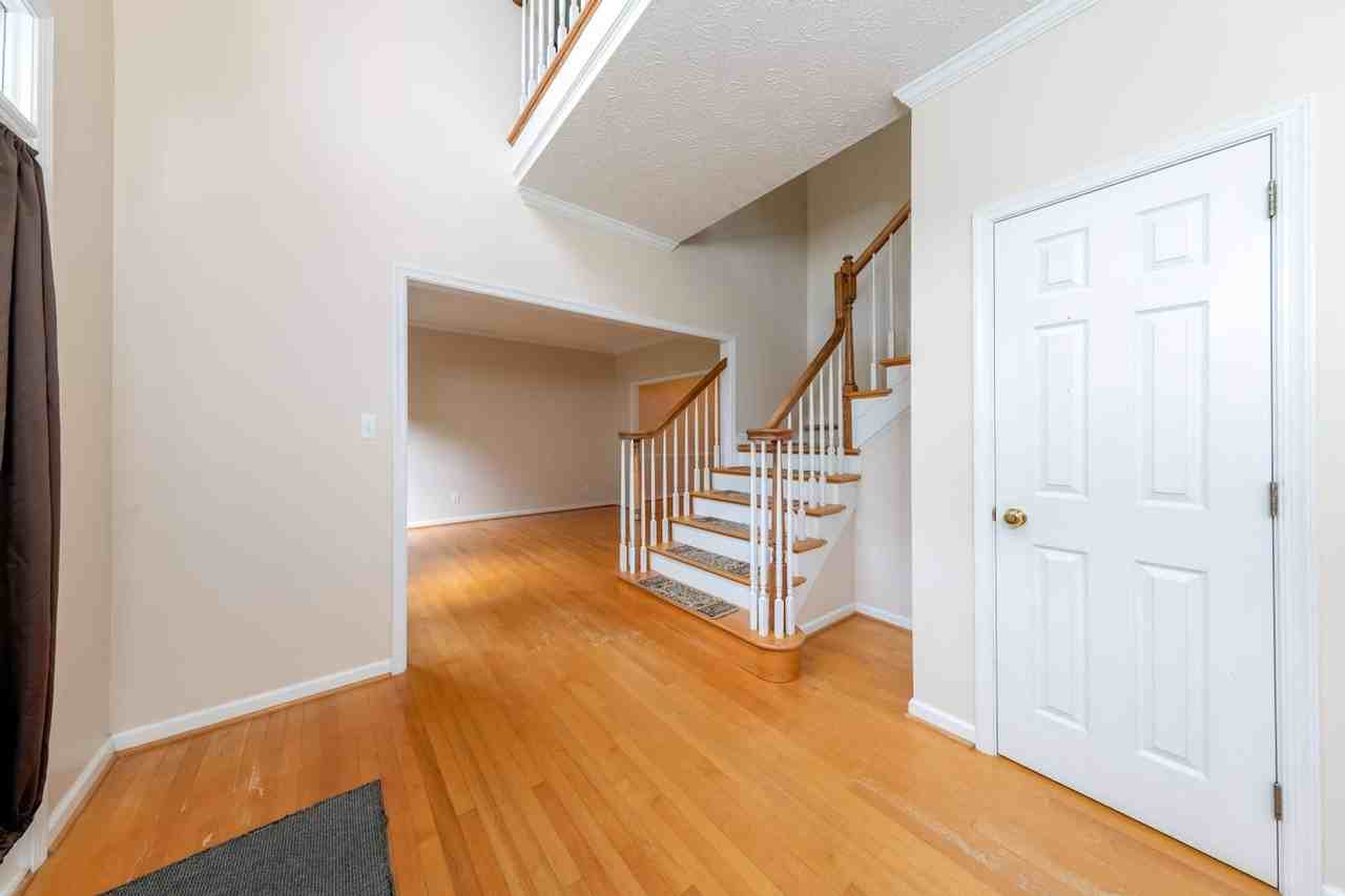 2036 Back River Ln - Photo 2 of 20