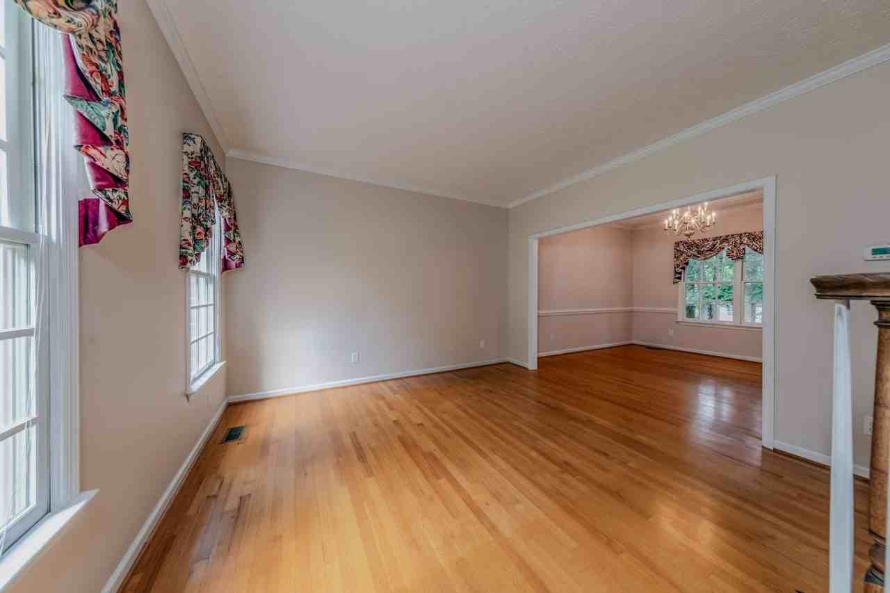 2036 Back River Ln - Photo 3 of 20