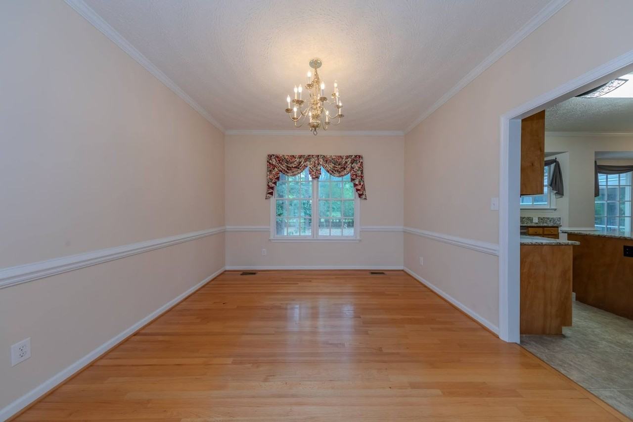 2036 Back River Ln - Photo 4 of 20
