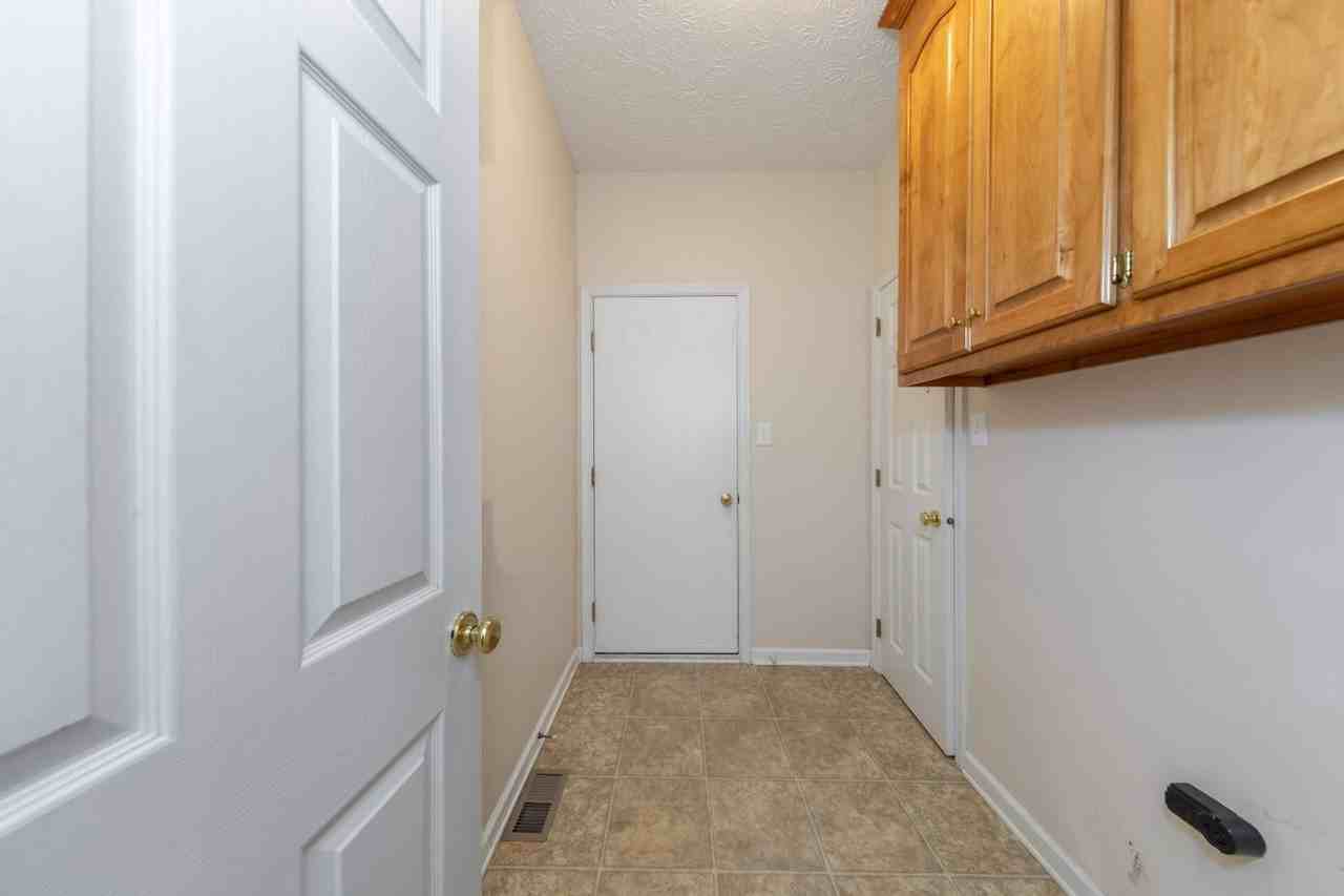 2036 Back River Ln - Photo 6 of 20