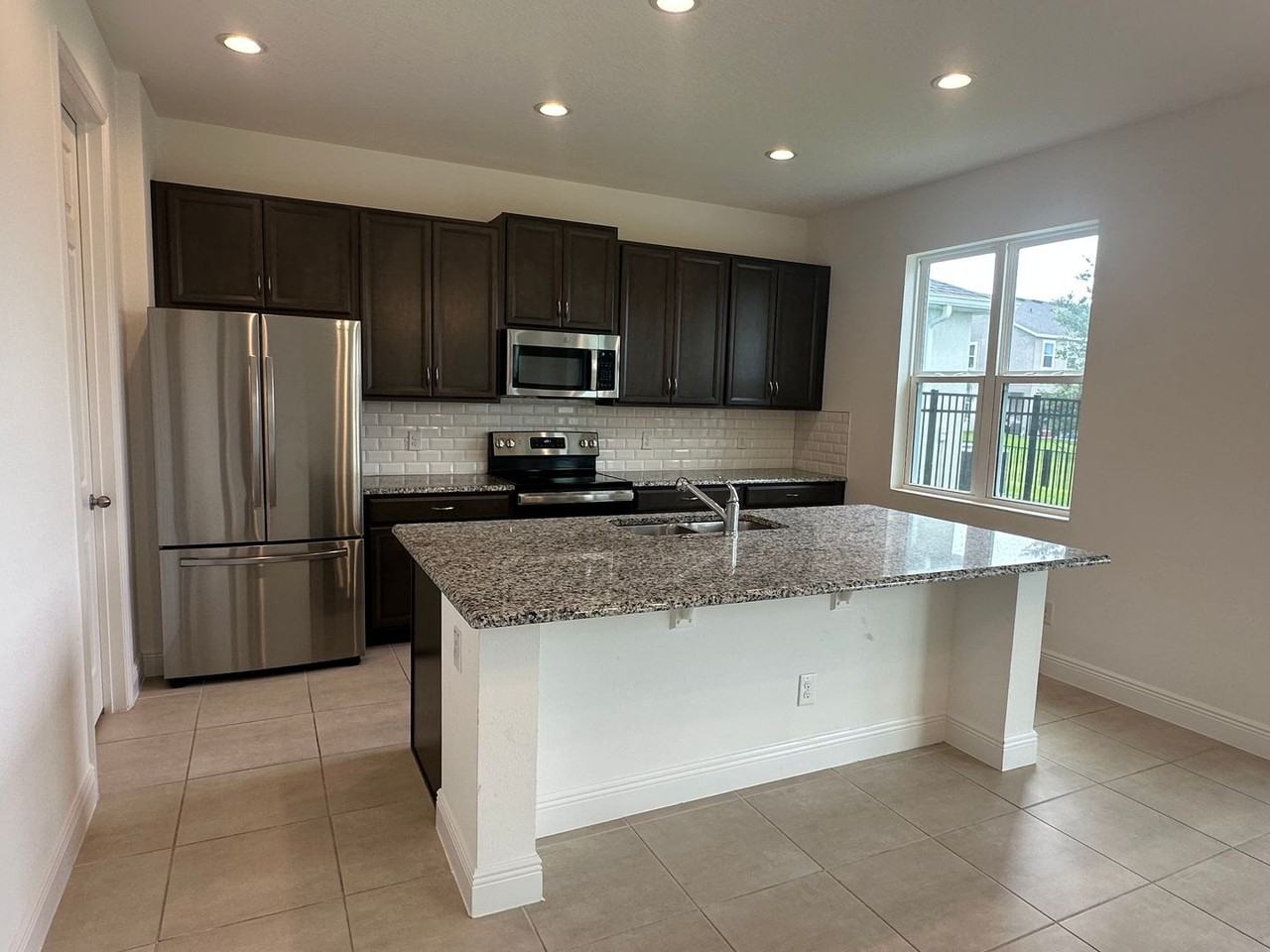 5054 Tibet Ct - Photo 3 of 34