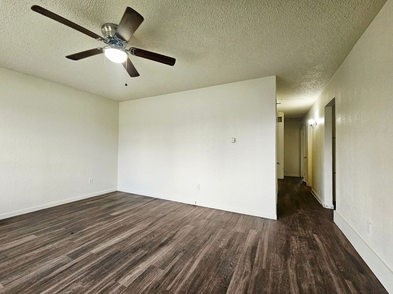 2914 E Bates St - Photo 3 of 12