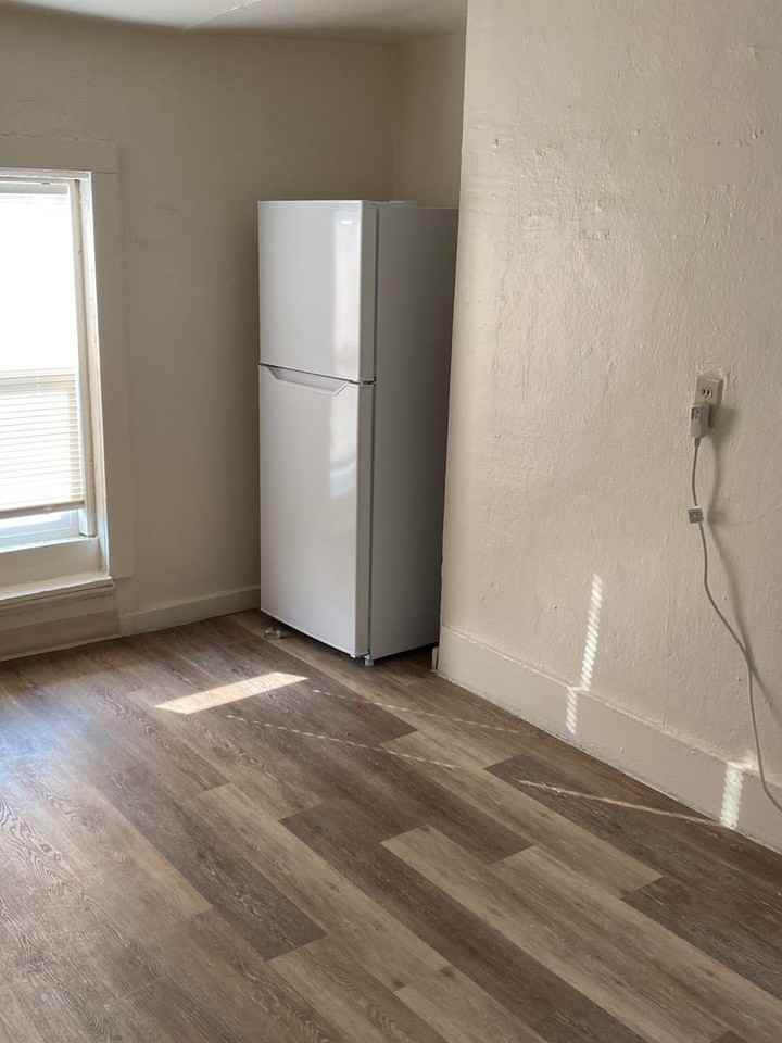 519/521 9th Street - Photo 2 of 7