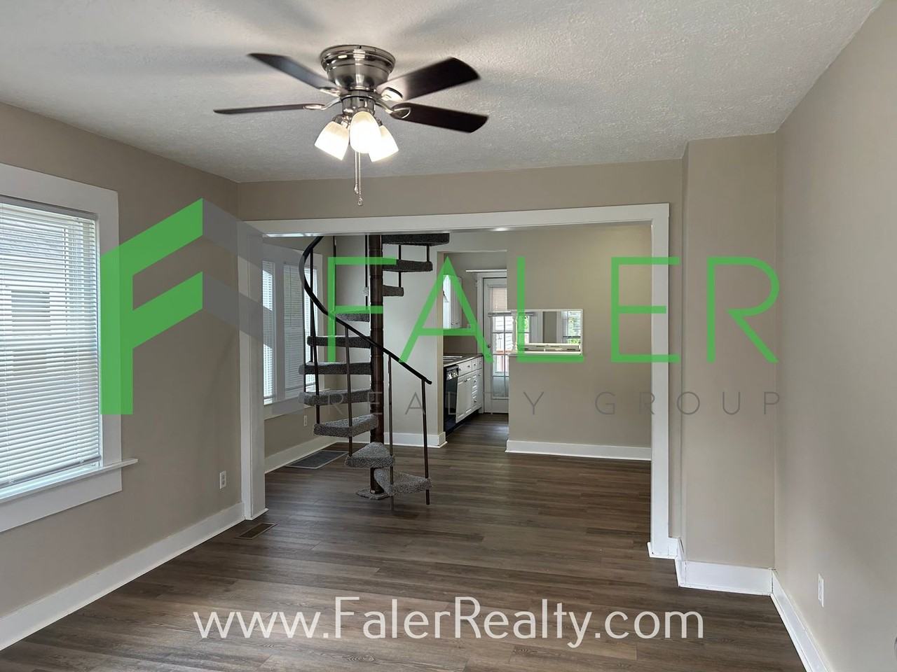 1723 King Ave - Photo 2 of 12