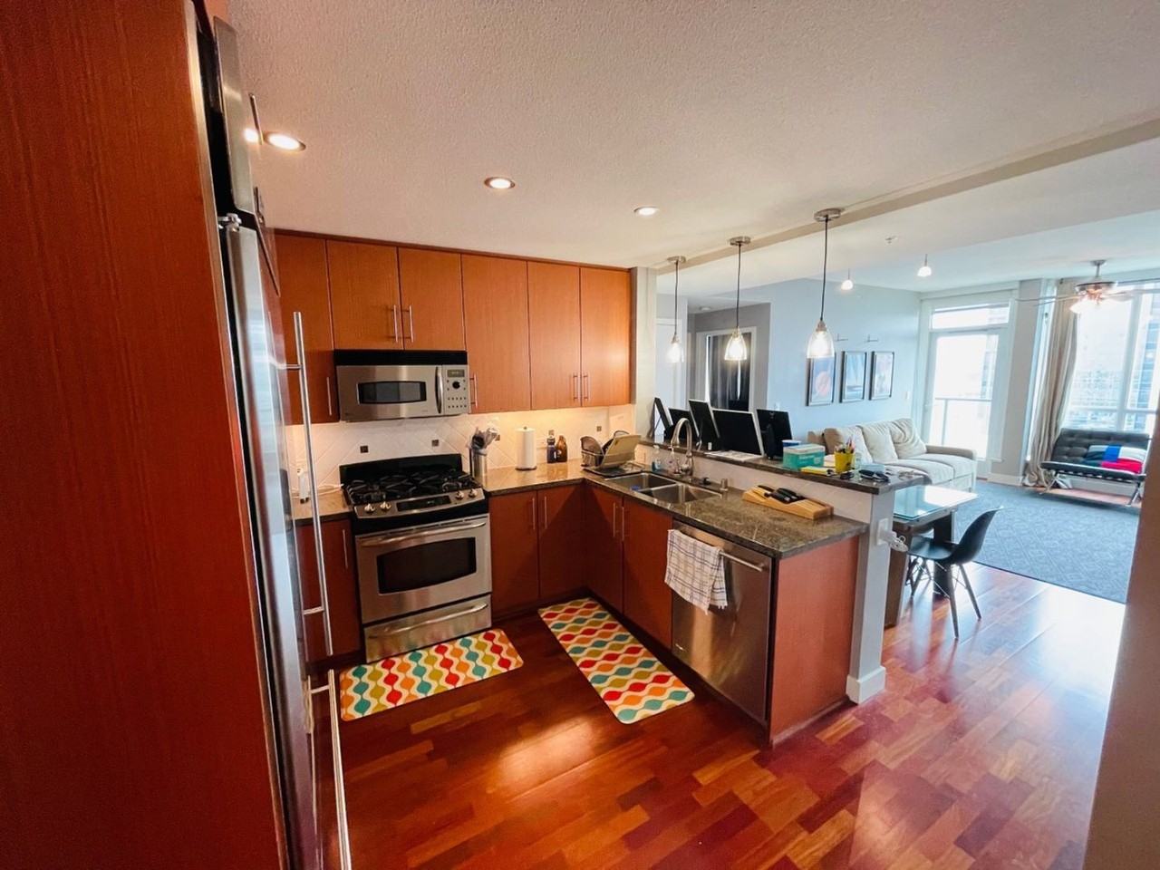 325 7th Ave #1402 - Photo 5 of 26
