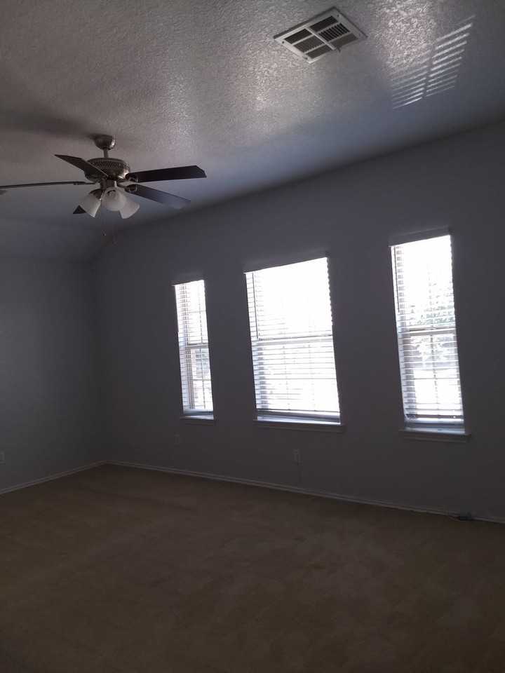 6523 Candlearch Circle - Photo 7 of 8