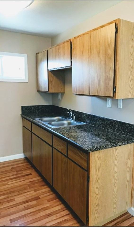 *P 18 - Photo 2 of 9