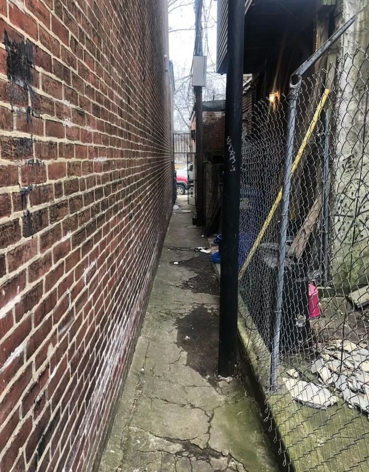 3509 Kensington Avenue - Photo 6 of 16