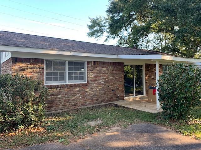 6185 Three Notch Rd - Photo 3 of 18