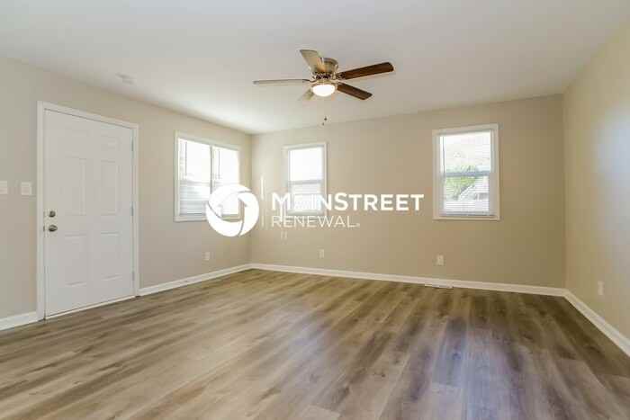 15710 Terry Ave - Photo 3 of 17