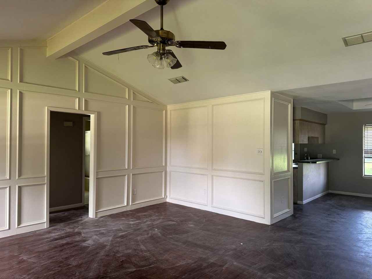 1500 Leach St - Photo 4 of 7