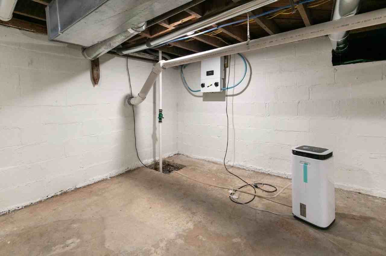 702 S 10th Ave - Photo 4 of 24