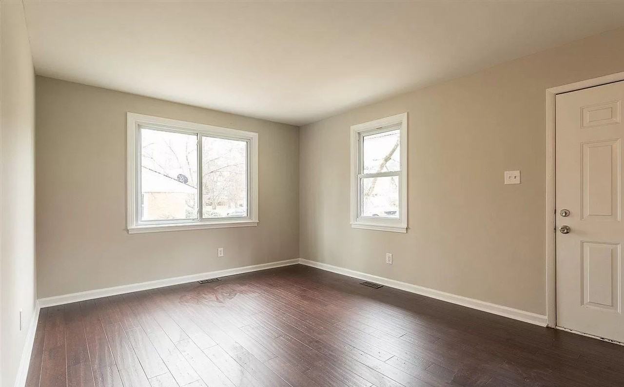 709 Glenbrook Dr - Photo 4 of 12