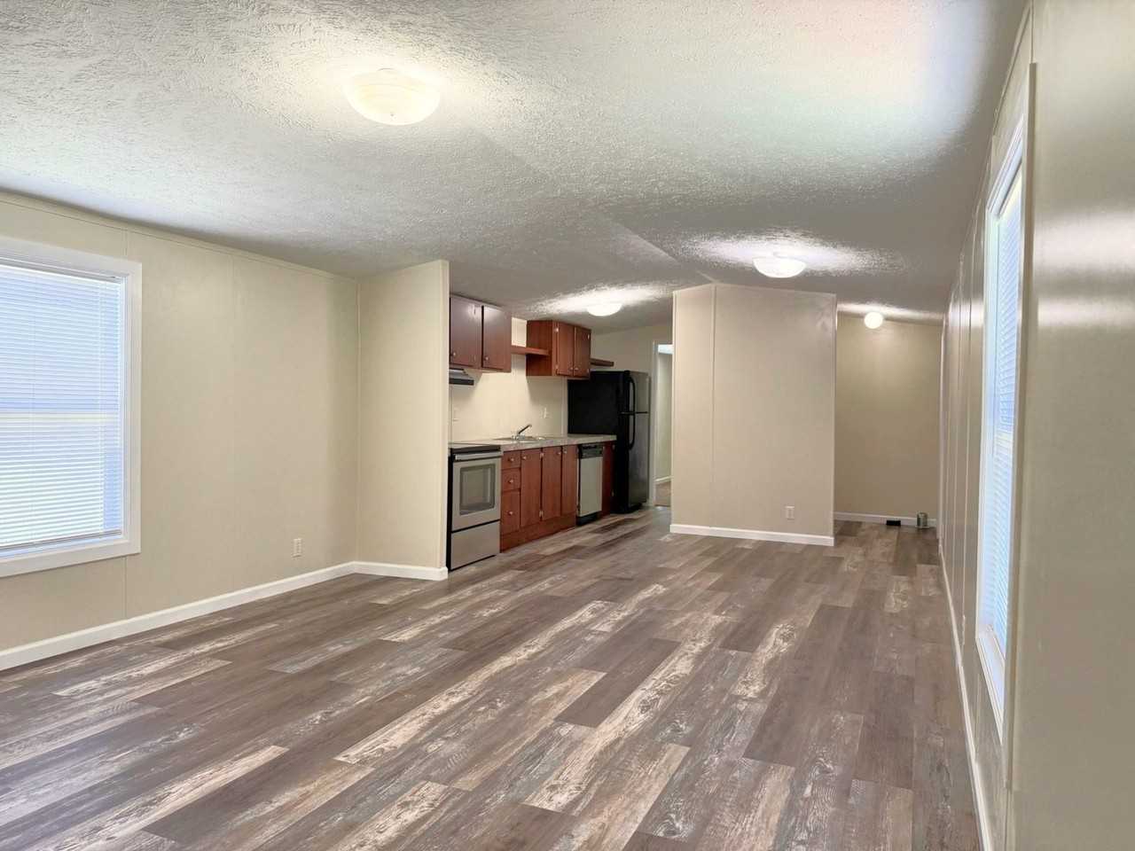 3334 Clear Springs Way - Photo 3 of 18