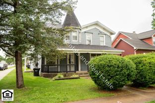 385 S Wayne St - Photo 1 of 1